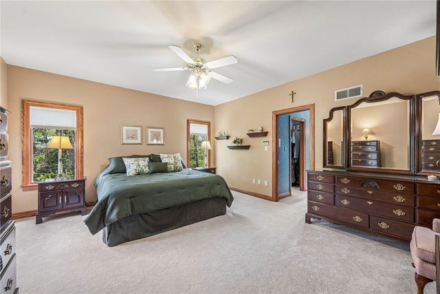 542 Hamilton Ave, Latrobe, PA 15650