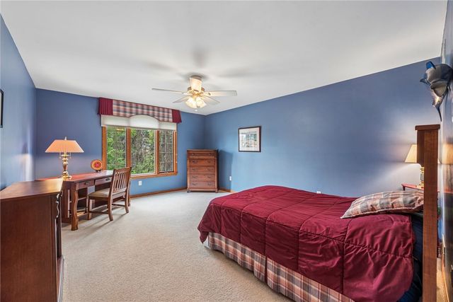 542 Hamilton Ave, Latrobe, PA 15650