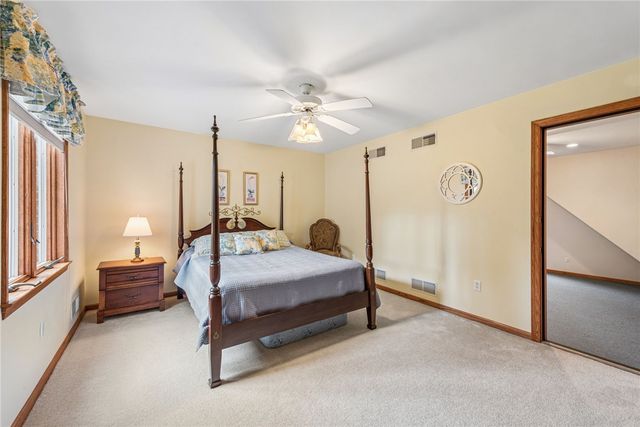 542 Hamilton Ave, Latrobe, PA 15650