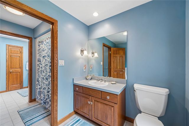 542 Hamilton Ave, Latrobe, PA 15650