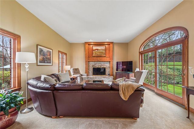 542 Hamilton Ave, Latrobe, PA 15650