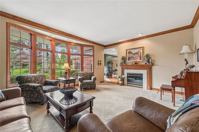 542 Hamilton Ave, Latrobe, PA 15650