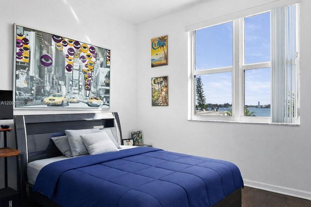 7910 Harbor Island Dr 402, North Bay Village, FL 33141