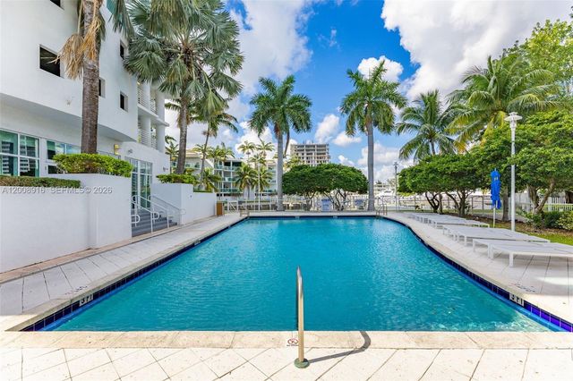 7910 Harbor Island Dr 402, North Bay Village, FL 33141