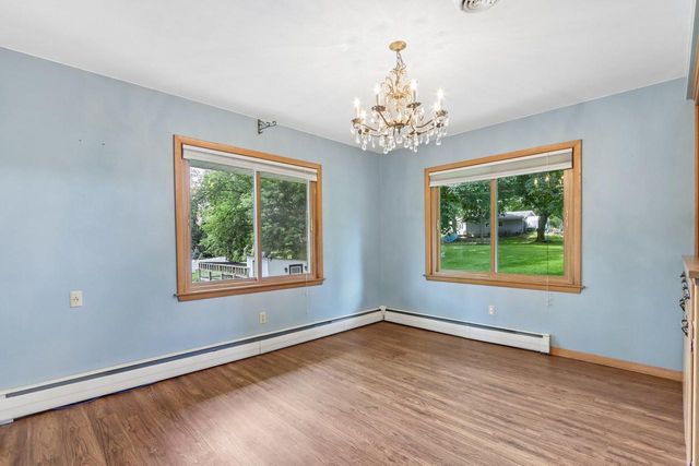 W270N195 Arrowhead TRAIL, Waukesha, WI 53188