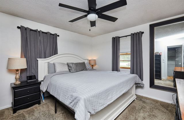 7160 NE 14th Street, Ankeny, IA 50023