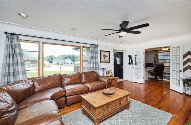 7160 NE 14th Street, Ankeny, IA 50023