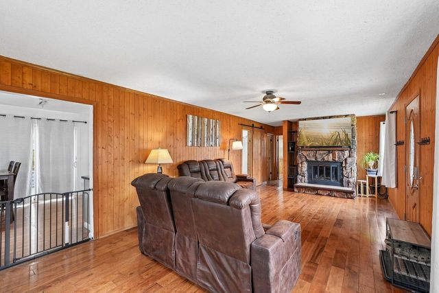 3135 72nd AVENUE, Kenosha, WI 53144