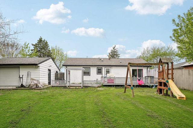 3135 72nd AVENUE, Kenosha, WI 53144