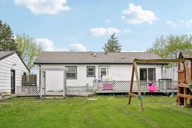 3135 72nd AVENUE, Kenosha, WI 53144