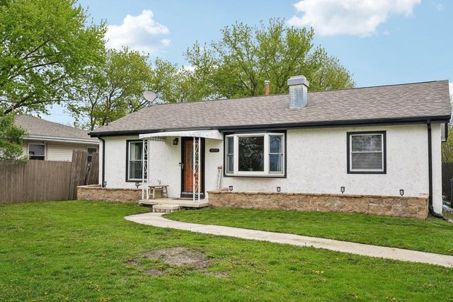 3135 72nd AVENUE, Kenosha, WI 53144