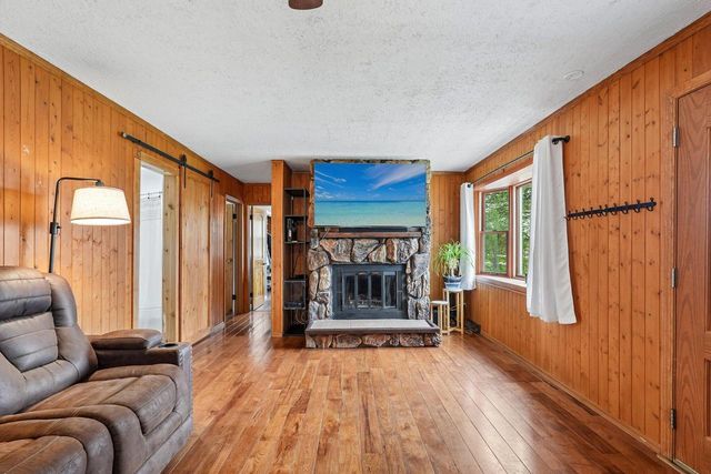 3135 72nd AVENUE, Kenosha, WI 53144