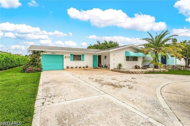 1589 Osprey AVE, Naples, FL 34102