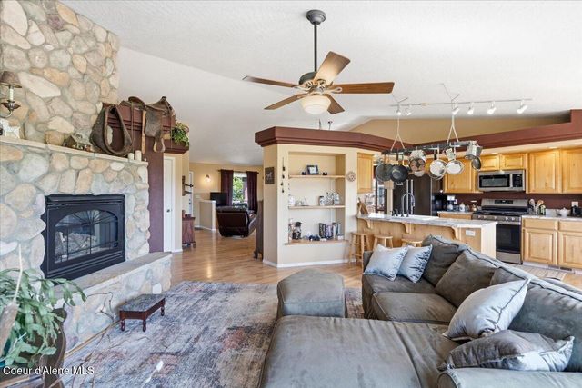 222 E Remington RD, Athol, ID 83801
