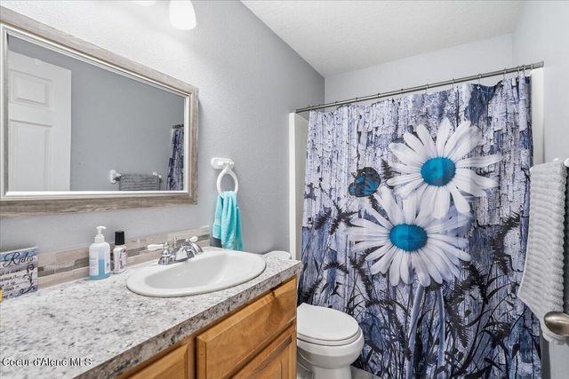 222 E Remington RD, Athol, ID 83801