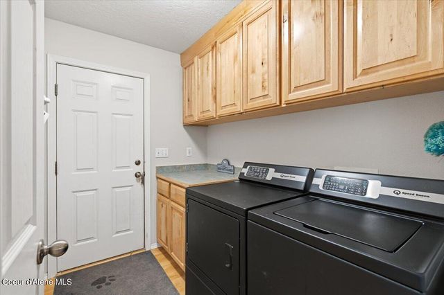 222 E Remington RD, Athol, ID 83801