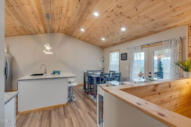 117-135 Ridgeview Drive, Elizabethton, TN 37643