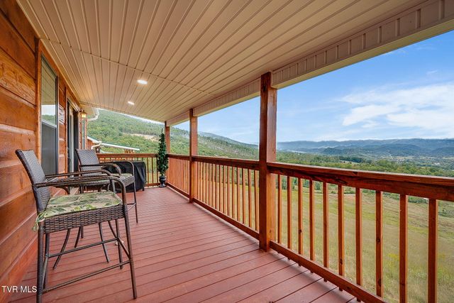 117-135 Ridgeview Drive, Elizabethton, TN 37643