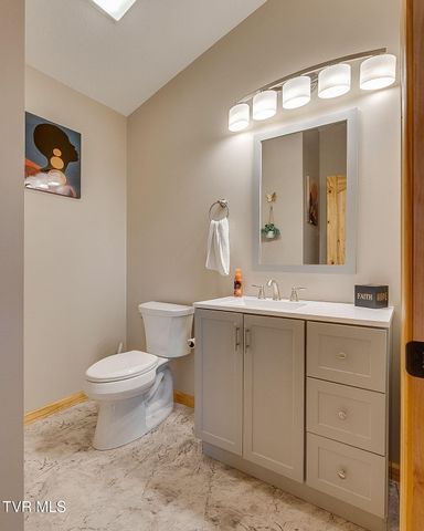 117-135 Ridgeview Drive, Elizabethton, TN 37643