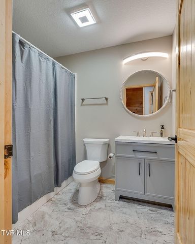 117-135 Ridgeview Drive, Elizabethton, TN 37643