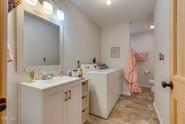 117-135 Ridgeview Drive, Elizabethton, TN 37643