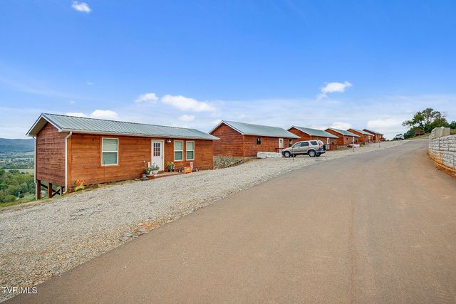 117-135 Ridgeview Drive, Elizabethton, TN 37643