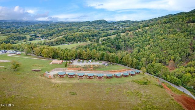 117-135 Ridgeview Drive, Elizabethton, TN 37643