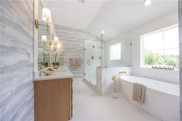 904 Koonce Ln, Chesapeake, VA 23322