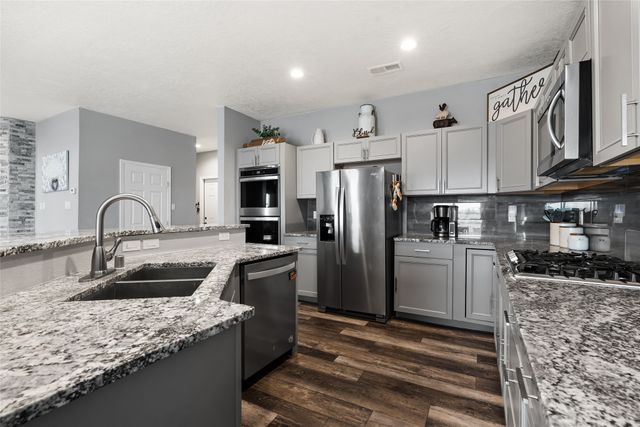 8 E Serena Lane, Santa Fe, NM 87508