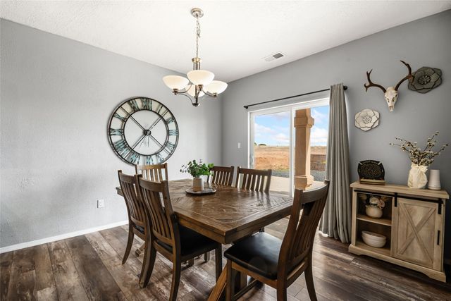 8 E Serena Lane, Santa Fe, NM 87508