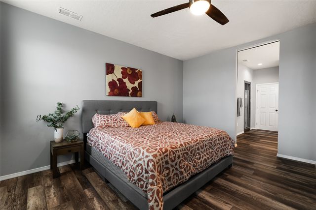 8 E Serena Lane, Santa Fe, NM 87508