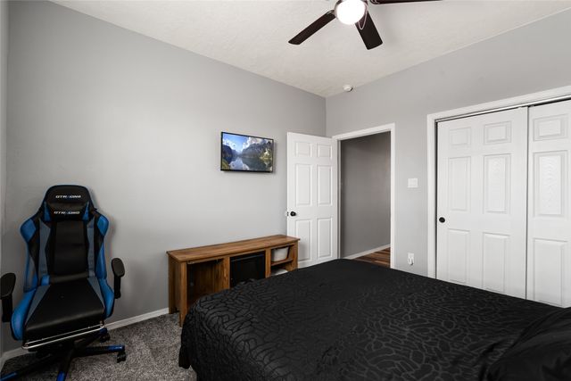 8 E Serena Lane, Santa Fe, NM 87508