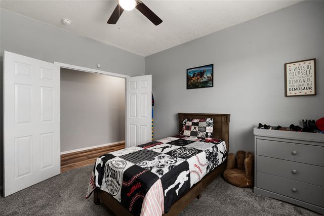 8 E Serena Lane, Santa Fe, NM 87508