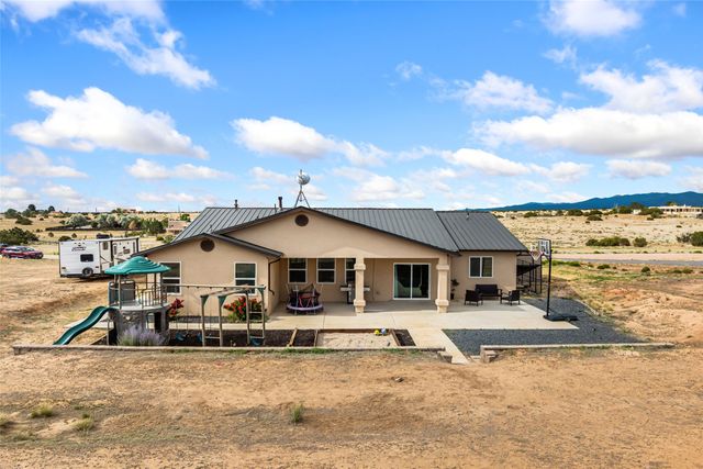 8 E Serena Lane, Santa Fe, NM 87508