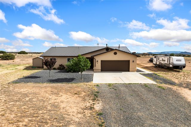 8 E Serena Lane, Santa Fe, NM 87508