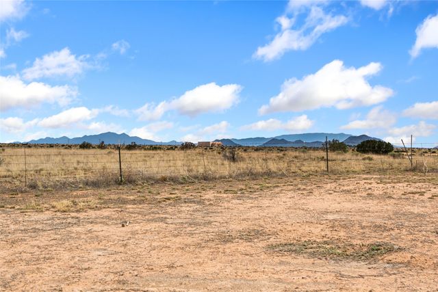 8 E Serena Lane, Santa Fe, NM 87508