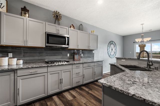 8 E Serena Lane, Santa Fe, NM 87508