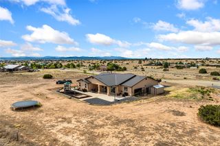 8 E Serena Lane, Santa Fe, NM 87508