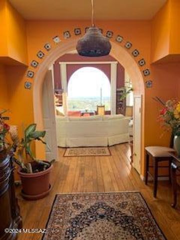 6850 N Table Mountain Road, Tucson, AZ 85718