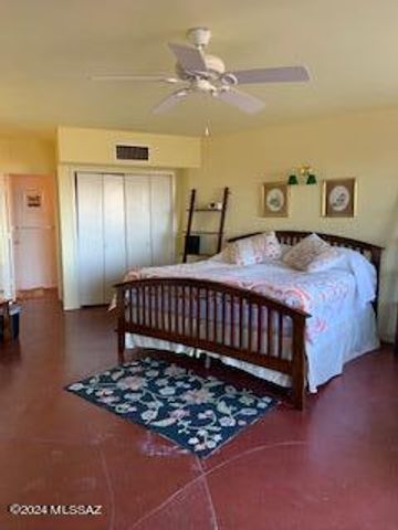 6850 N Table Mountain Road, Tucson, AZ 85718