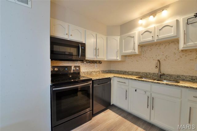 4063-4065 Bowen Street, St Louis, MO 63116