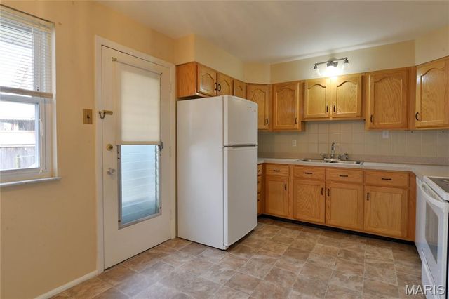 4063-4065 Bowen Street, St Louis, MO 63116