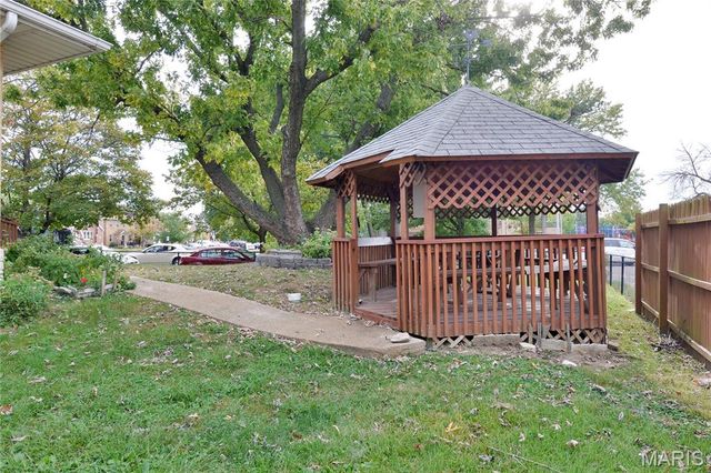 4063-4065 Bowen Street, St Louis, MO 63116