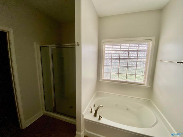 12637 Holstein Lane, Huntsville, AL 35803