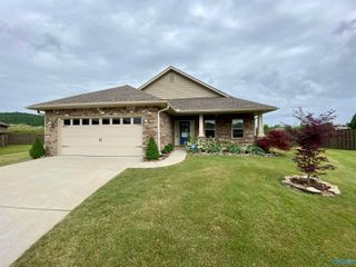 12637 Holstein Lane, Huntsville, AL 35803