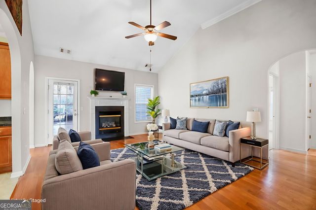 214 Meadow Run, Carrollton, GA 30116