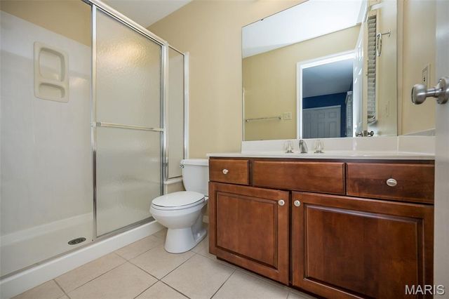 15831 Barons Way Drive, Chesterfield, MO 63017