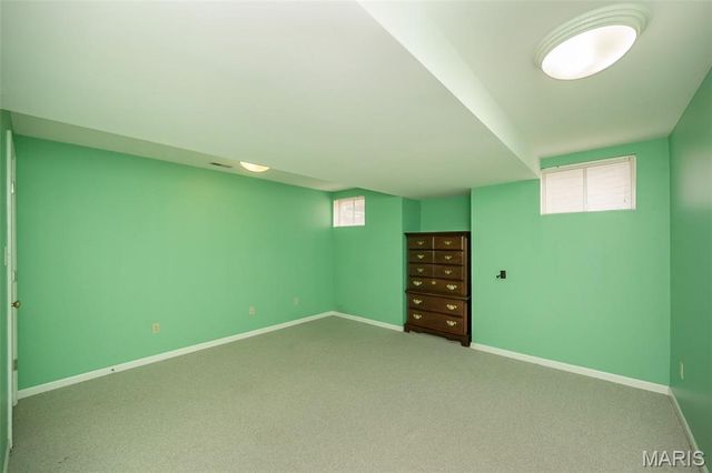 15831 Barons Way Drive, Chesterfield, MO 63017