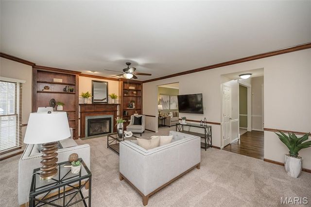 15831 Barons Way Drive, Chesterfield, MO 63017