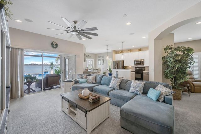 1842 MIRA LAGO CIRCLE, Ruskin, FL 33570